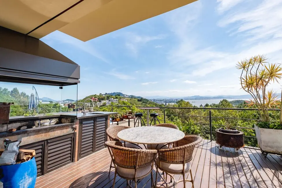 Foto 16 de Casa de Condomínio com 3 quartos à venda, 450m2 em João Paulo, Florianopolis - SC