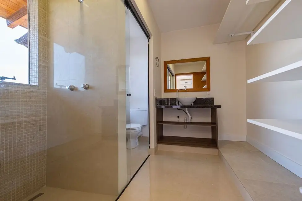 Foto 29 de Casa de Condomínio com 3 quartos à venda, 450m2 em João Paulo, Florianopolis - SC