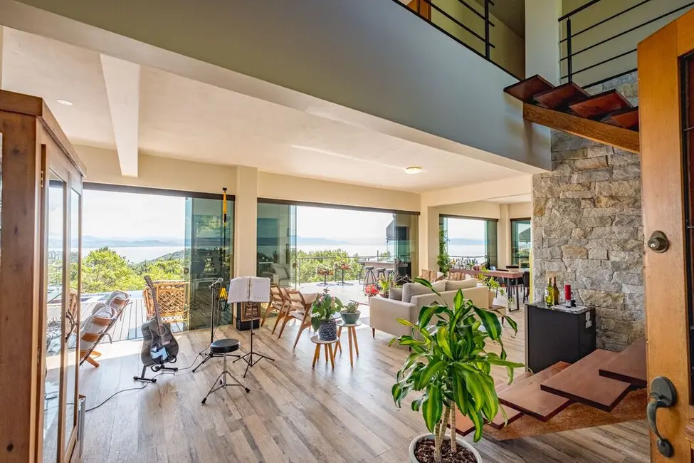 Foto 11 de Casa de Condomínio com 3 quartos à venda, 450m2 em João Paulo, Florianopolis - SC