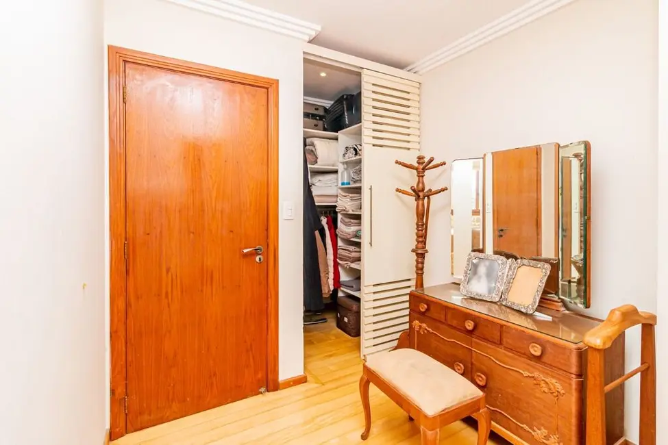 Foto 9 de Cobertura com 3 quartos à venda, 278m2 em Jardim Itu, Porto Alegre - RS