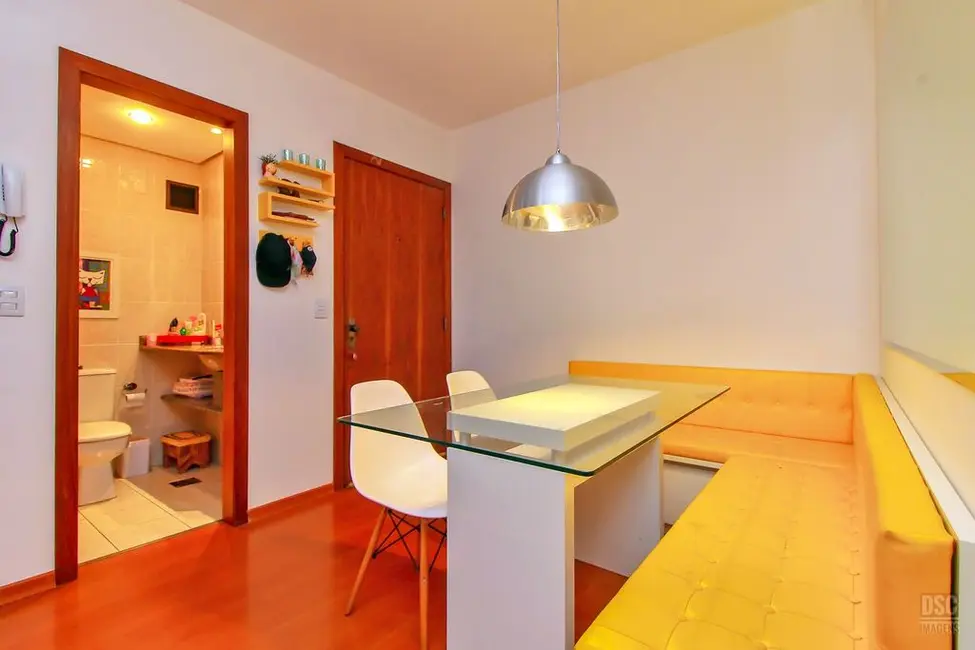 Foto 4 de Apartamento com 2 quartos à venda, 60m2 em Cristal, Porto Alegre - RS