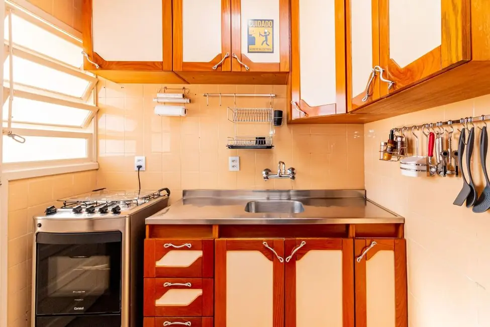 Foto 6 de Apartamento com 3 quartos à venda, 74m2 em Cristal, Porto Alegre - RS