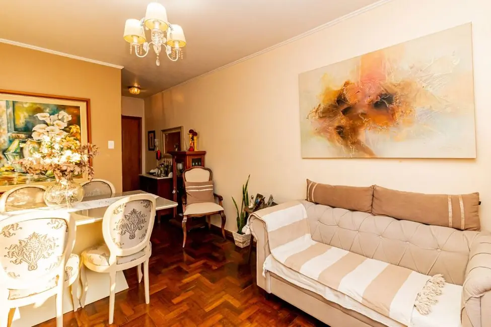 Foto 3 de Apartamento com 2 quartos à venda, 53m2 em Medianeira, Porto Alegre - RS