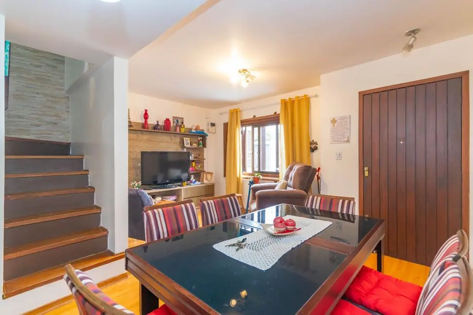 Casa com 3 quartos à venda, 174m2 em Nonoai, Porto Alegre - RS - imagem 7 Foto 7 de Casa com 3 quartos à venda, 174m2 em Nonoai, Porto Alegre - RS