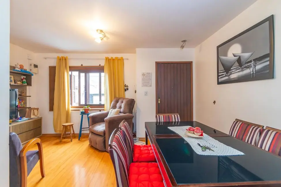 Casa com 3 quartos à venda, 174m2 em Nonoai, Porto Alegre - RS - imagem 9 Foto 9 de Casa com 3 quartos à venda, 174m2 em Nonoai, Porto Alegre - RS