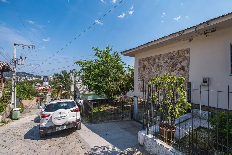 Foto 3 de Terreno / Lote à venda, 391m2 em Itacorubi, Florianopolis - SC