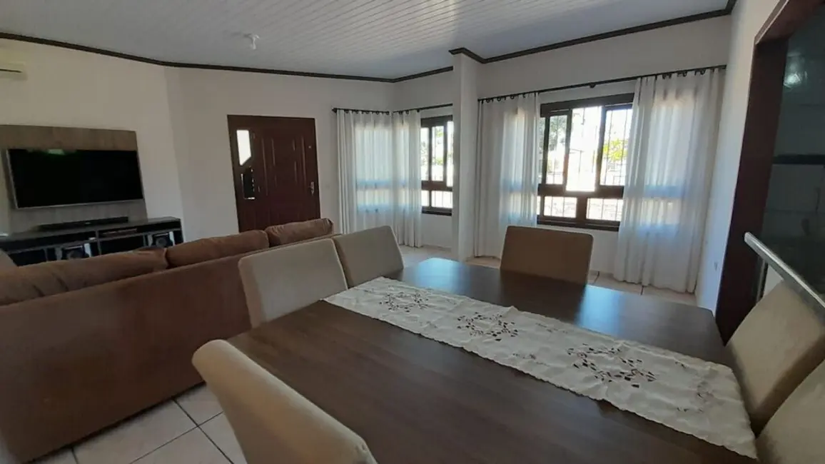 Foto 4 de Casa com 3 quartos à venda, 183m2 em Morro dos Conventos, Ararangua - SC