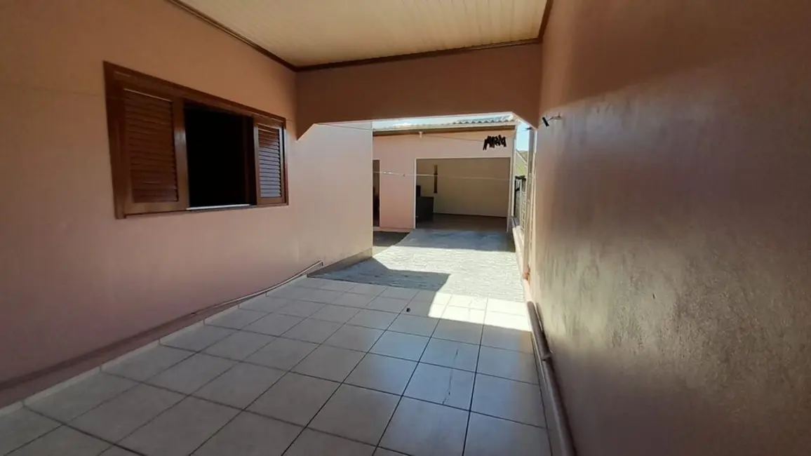 Foto 2 de Casa com 3 quartos à venda, 183m2 em Morro dos Conventos, Ararangua - SC
