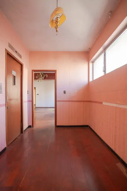 Apartamento com 3 quartos à venda, 141m2 em Centro Histórico, Porto Alegre - RS - imagem 5 Foto 5 de Apartamento com 3 quartos à venda, 141m2 em Centro Histórico, Porto Alegre - RS