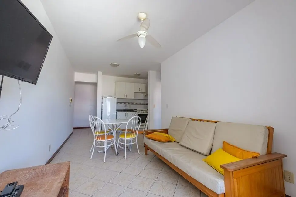 Foto 2 de Apartamento com 2 quartos à venda, 71m2 em Canasvieiras, Florianopolis - SC