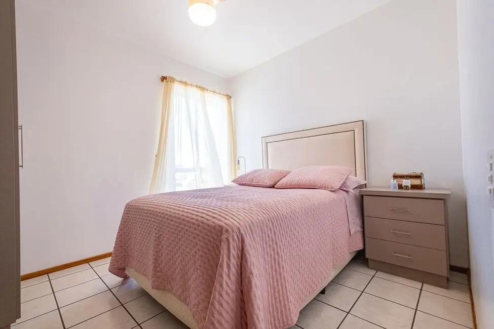 Apartamento com 2 quartos à venda, 68m2 em Cachoeira do Bom Jesus, Florianopolis - SC - imagem 6 Foto 6 de Apartamento com 2 quartos à venda, 68m2 em Cachoeira do Bom Jesus, Florianopolis - SC