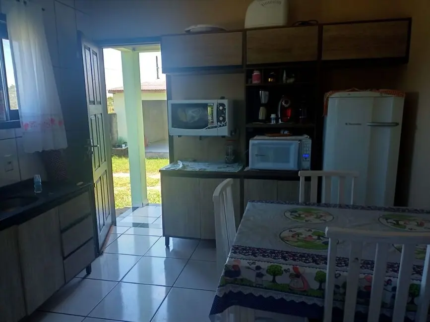 Casa com 2 quartos à venda, 128m2 em Ararangua - SC - imagem 8 Foto 8 de Casa com 2 quartos à venda, 128m2 em Ararangua - SC