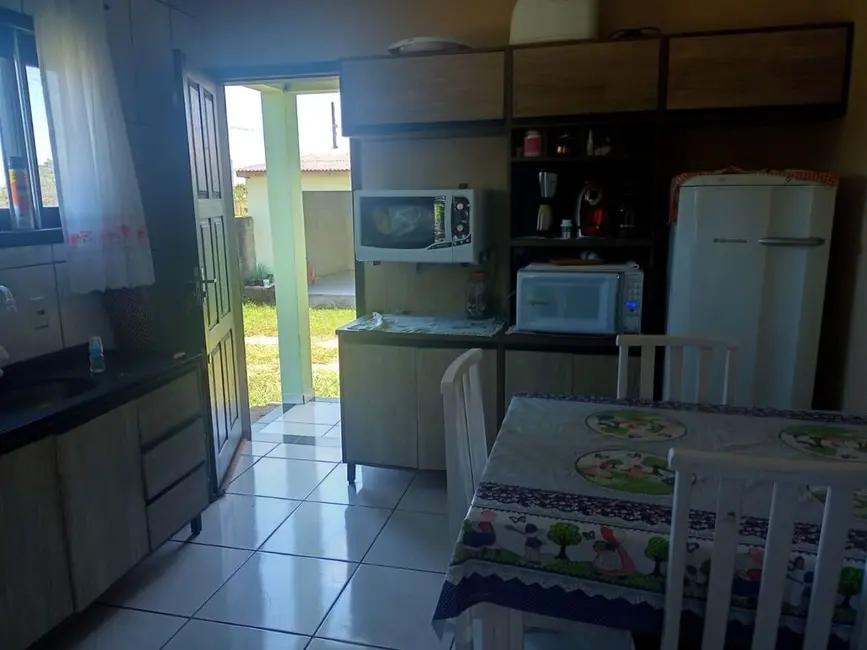 Casa com 2 quartos à venda, 128m2 em Ararangua - SC - imagem 9 Foto 9 de Casa com 2 quartos à venda, 128m2 em Ararangua - SC