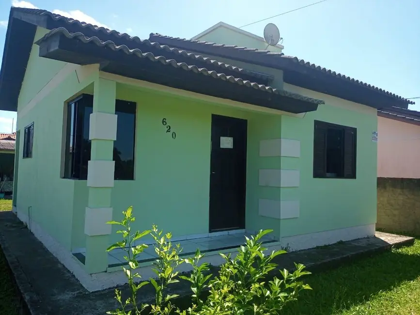 Casa com 2 quartos à venda, 128m2 em Ararangua - SC - imagem 1 Foto 1 de Casa com 2 quartos à venda, 128m2 em Ararangua - SC
