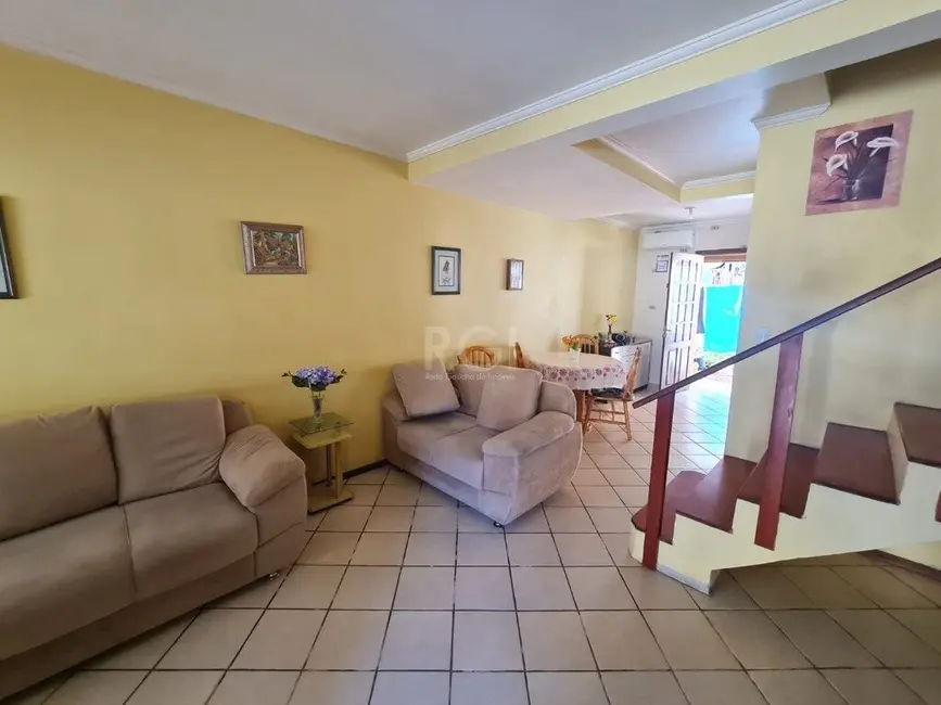 Foto 4 de Casa de Condomínio com 2 quartos à venda, 72m2 em Hípica, Porto Alegre - RS