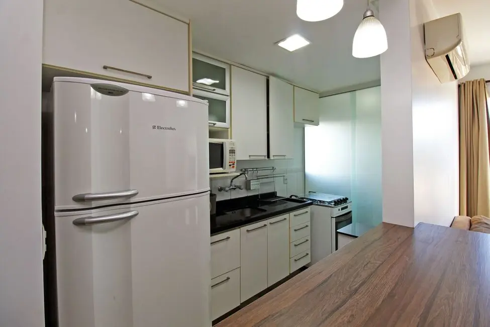 Foto 8 de Apartamento com 2 quartos à venda, 67m2 em Jardim do Salso, Porto Alegre - RS