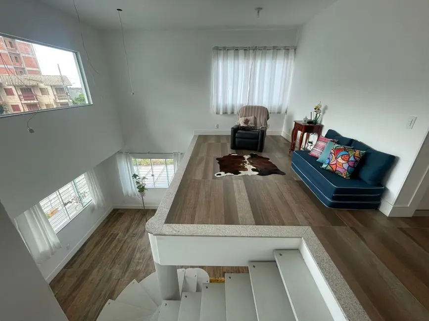 Foto 8 de Casa com 4 quartos à venda, 232m2 em Governador Celso Ramos - SC