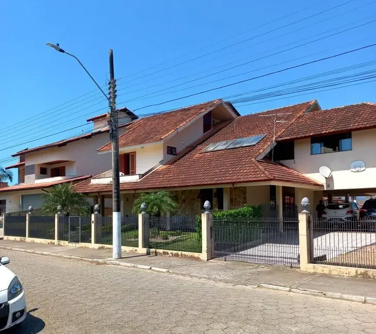 Foto 8 de Casa com 5 quartos à venda, 436m2 em Centro, Palhoca - SC