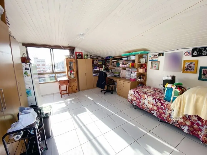 Cobertura com 2 quartos à venda, 147m2 em Cristo Redentor, Porto Alegre - RS - imagem 6 Foto 6 de Cobertura com 2 quartos à venda, 147m2 em Cristo Redentor, Porto Alegre - RS