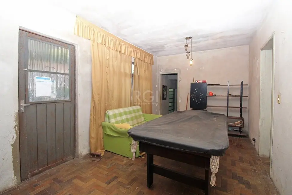 Casa com 4 quartos à venda, 300m2 em Glória, Porto Alegre - RS - imagem 7 Foto 7 de Casa com 4 quartos à venda, 300m2 em Glória, Porto Alegre - RS