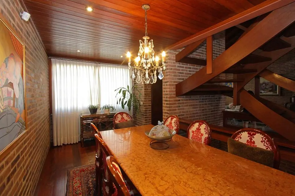 Foto 6 de Casa com 3 quartos à venda, 355m2 em Santo Antônio, Porto Alegre - RS