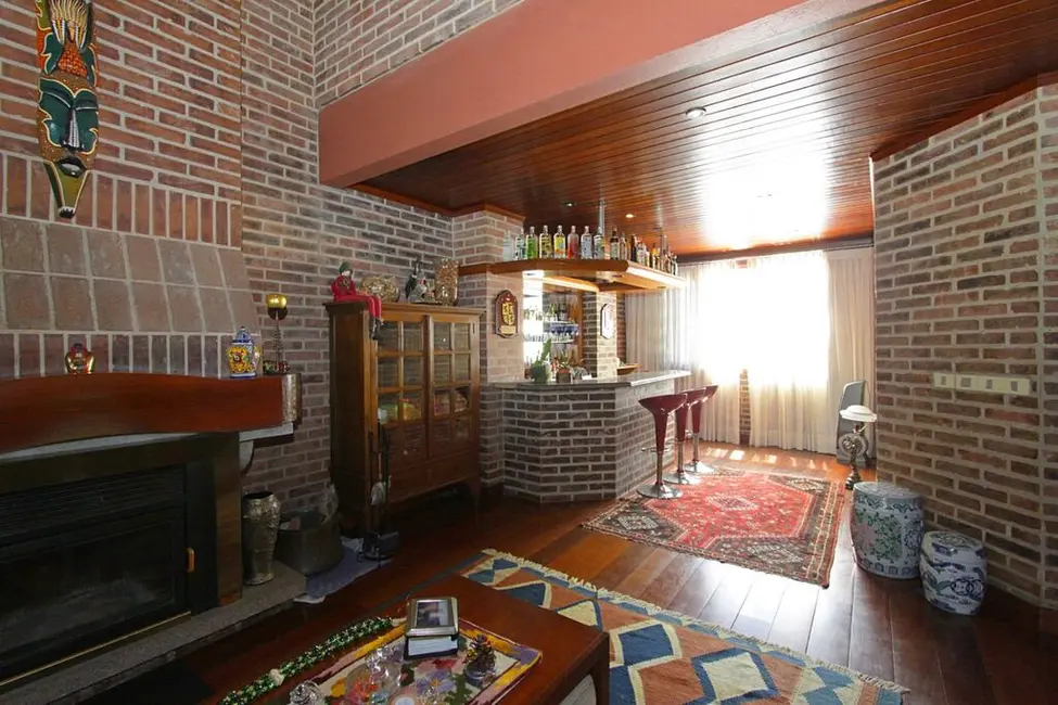 Foto 4 de Casa com 3 quartos à venda, 355m2 em Santo Antônio, Porto Alegre - RS