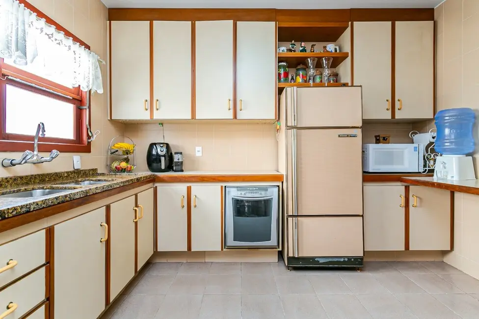 Casa com 4 quartos à venda, 258m2 em Itaguaçu, Florianopolis - SC - imagem 9 Foto 9 de Casa com 4 quartos à venda, 258m2 em Itaguaçu, Florianopolis - SC