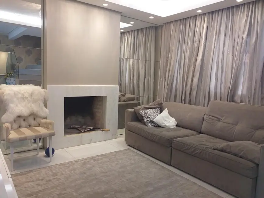 Casa de Condomínio com 3 quartos à venda, 230m2 em Santa Tereza, Porto Alegre - RS - imagem 3 Foto 3 de Casa de Condomínio com 3 quartos à venda, 230m2 em Santa Tereza, Porto Alegre - RS