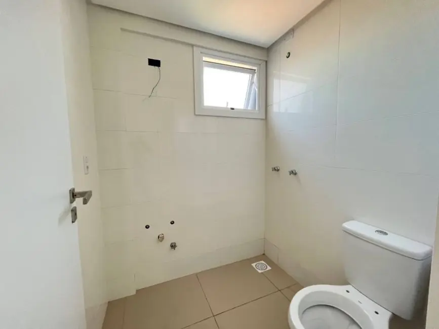 Apartamento com 1 quarto à venda, 46m2 em Centro, Tramandai - RS - imagem 3 Foto 3 de Apartamento com 1 quarto à venda, 46m2 em Centro, Tramandai - RS