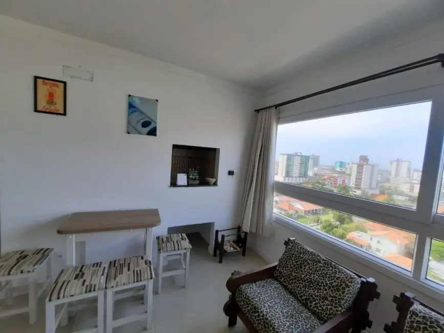 Foto 2 de Apartamento com 1 quarto à venda, 52m2 em Centro, Tramandai - RS