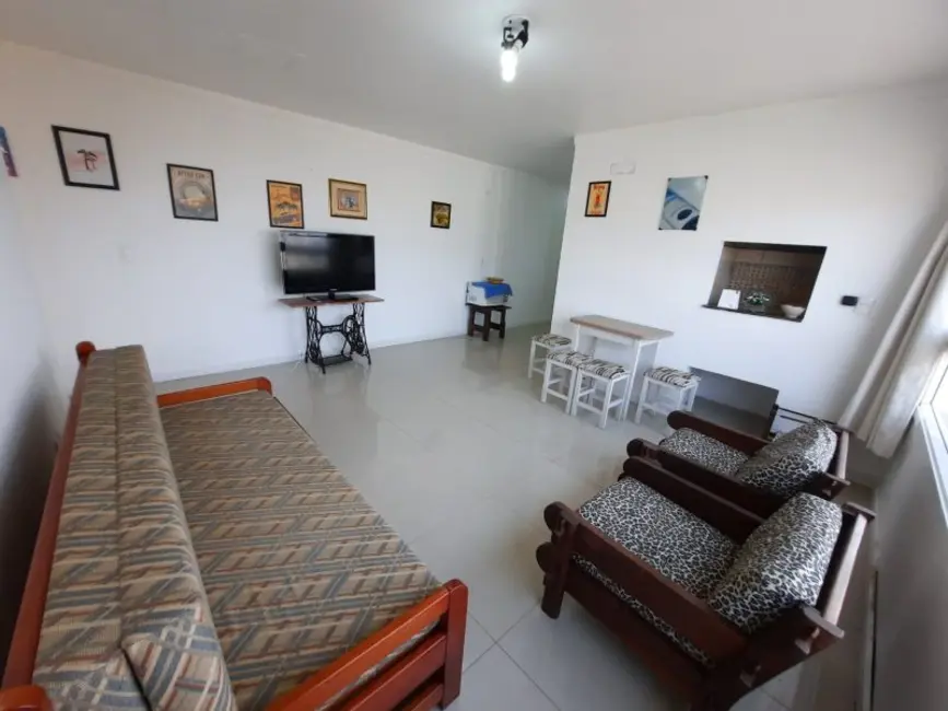 Apartamento com 1 quarto à venda, 52m2 em Centro, Tramandai - RS - imagem 5 Foto 5 de Apartamento com 1 quarto à venda, 52m2 em Centro, Tramandai - RS