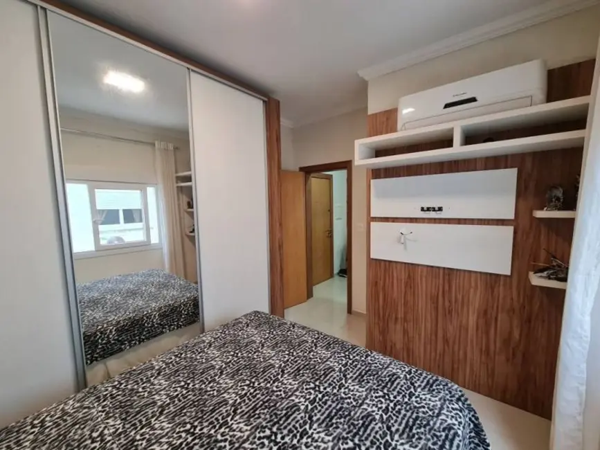 Apartamento com 1 quarto à venda, 48m2 em Centro, Tramandai - RS - imagem 4 Foto 4 de Apartamento com 1 quarto à venda, 48m2 em Centro, Tramandai - RS