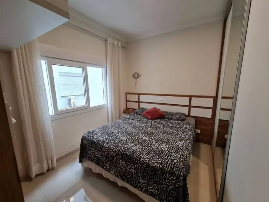Apartamento com 1 quarto à venda, 48m2 em Centro, Tramandai - RS - imagem 3 Foto 3 de Apartamento com 1 quarto à venda, 48m2 em Centro, Tramandai - RS