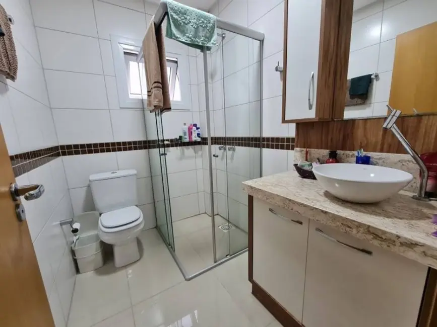 Apartamento com 1 quarto à venda, 48m2 em Centro, Tramandai - RS - imagem 6 Foto 6 de Apartamento com 1 quarto à venda, 48m2 em Centro, Tramandai - RS