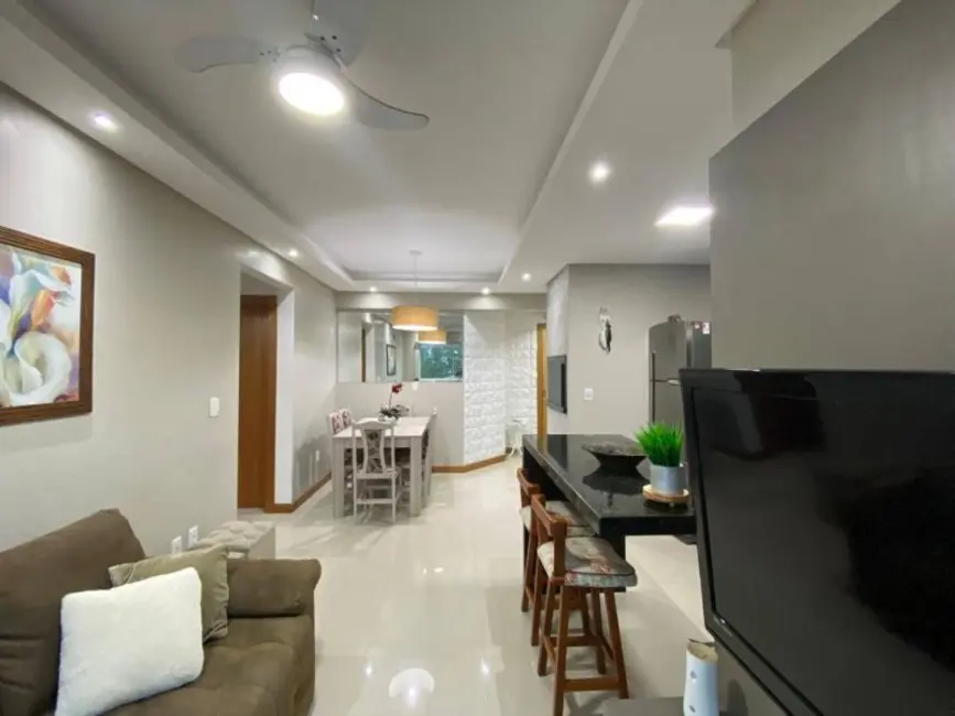 Foto 2 de Apartamento com 1 quarto à venda, 54m2 em Centro, Tramandai - RS