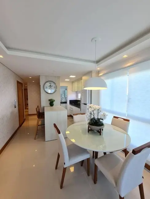 Apartamento com 2 quartos à venda, 78m2 em Centro, Tramandai - RS - imagem 4 Foto 4 de Apartamento com 2 quartos à venda, 78m2 em Centro, Tramandai - RS