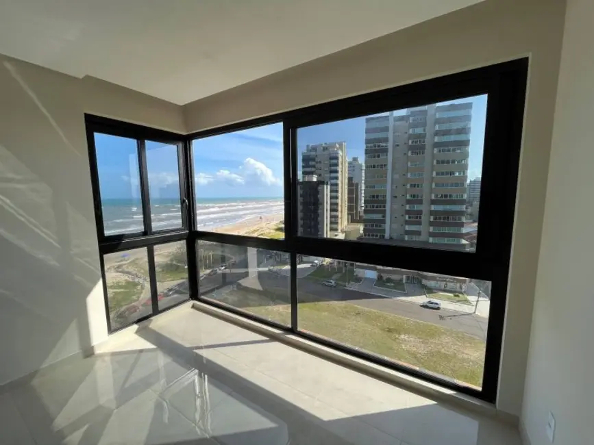 Foto 1 de Apartamento com 2 quartos à venda, 72m2 em Centro, Tramandai - RS