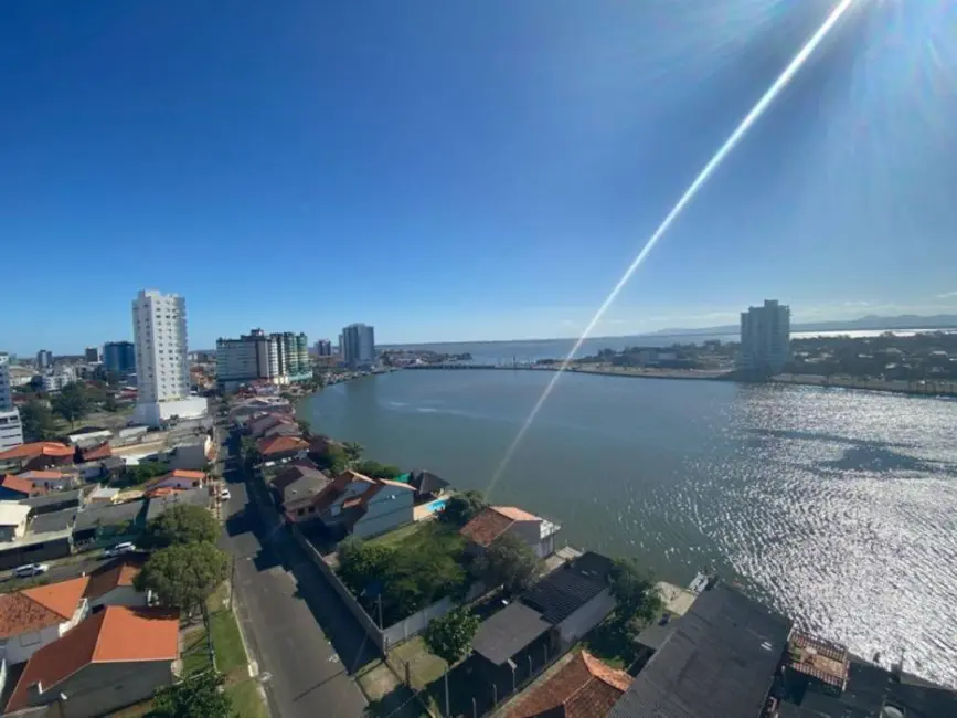 Apartamento com 3 quartos à venda, 119m2 em Tramandai - RS - imagem 1 Foto 1 de Apartamento com 3 quartos à venda, 119m2 em Tramandai - RS