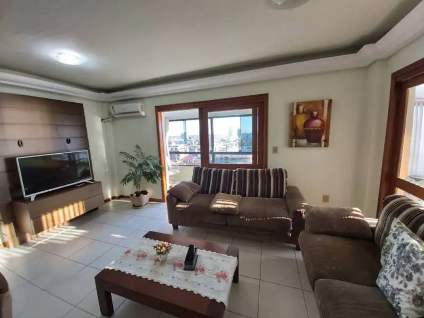 Apartamento com 3 quartos à venda, 148m2 em Centro, Tramandai - RS - imagem 5 Foto 5 de Apartamento com 3 quartos à venda, 148m2 em Centro, Tramandai - RS