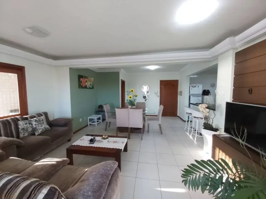Apartamento com 3 quartos à venda, 148m2 em Centro, Tramandai - RS - imagem 9 Foto 9 de Apartamento com 3 quartos à venda, 148m2 em Centro, Tramandai - RS