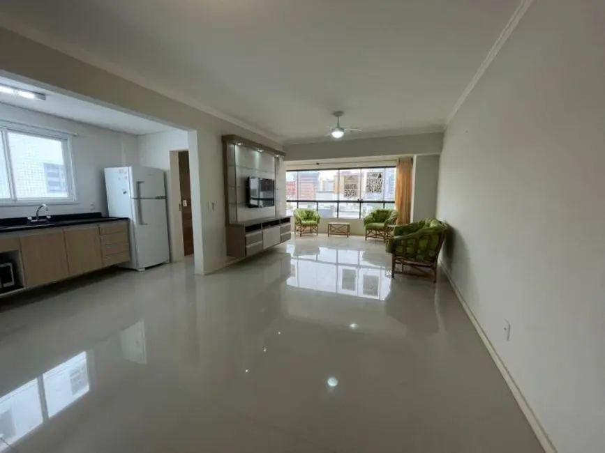 Apartamento com 3 quartos à venda, 145m2 em Centro, Tramandai - RS - imagem 9 Foto 9 de Apartamento com 3 quartos à venda, 145m2 em Centro, Tramandai - RS