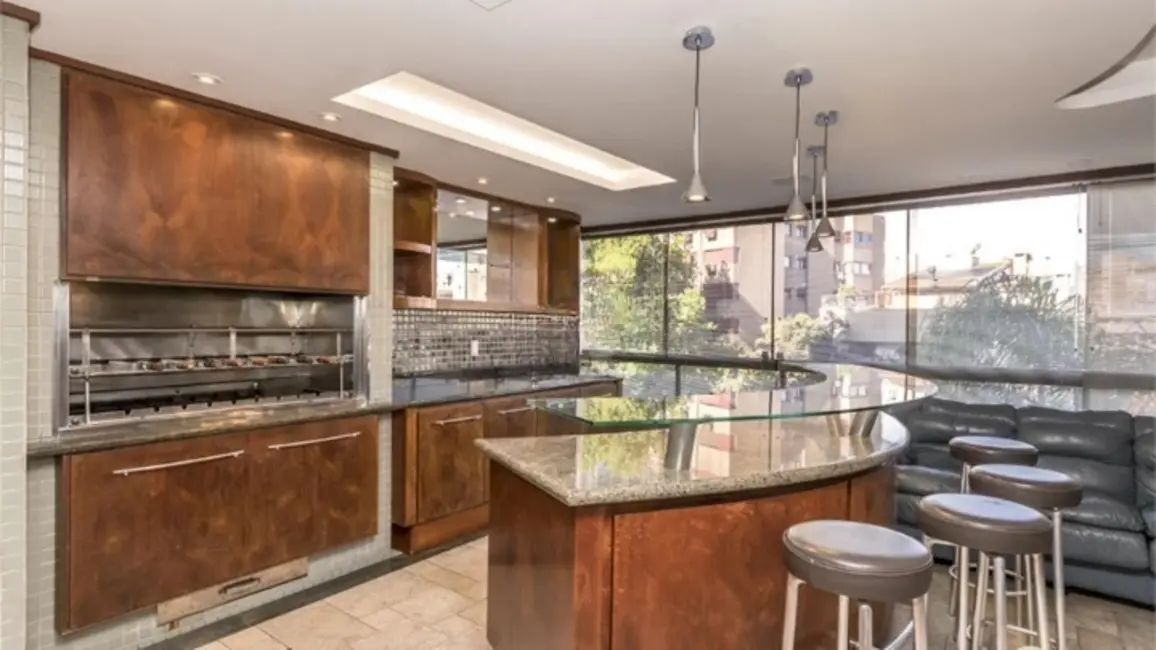 Apartamento com 4 quartos à venda, 283m2 em Bela Vista, Porto Alegre - RS - imagem 4 Foto 4 de Apartamento com 4 quartos à venda, 283m2 em Bela Vista, Porto Alegre - RS