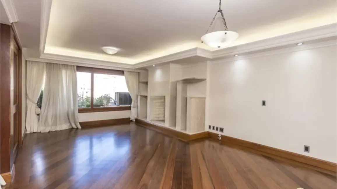 Apartamento com 4 quartos à venda, 283m2 em Bela Vista, Porto Alegre - RS - imagem 7 Foto 7 de Apartamento com 4 quartos à venda, 283m2 em Bela Vista, Porto Alegre - RS