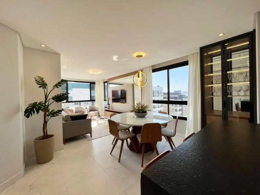 Apartamento com 3 quartos à venda, 147m2 em Capao Da Canoa - RS - imagem 9 Foto 9 de Apartamento com 3 quartos à venda, 147m2 em Capao Da Canoa - RS