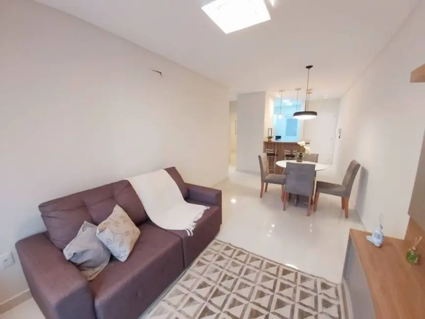 Apartamento com 2 quartos à venda, 65m2 em Centro, Tramandai - RS - imagem 4 Foto 4 de Apartamento com 2 quartos à venda, 65m2 em Centro, Tramandai - RS