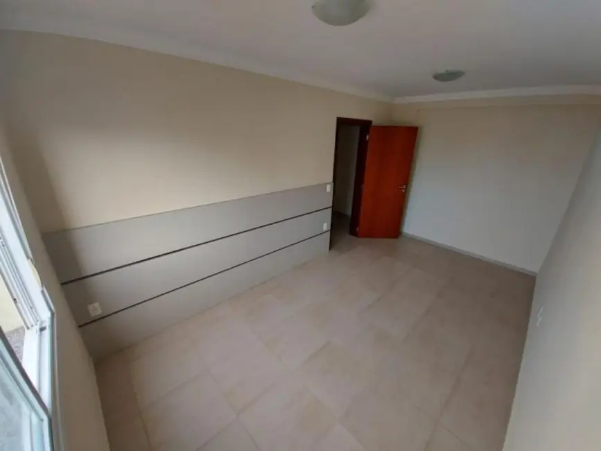 Apartamento com 3 quartos à venda, 101m2 em Centro, Tramandai - RS - imagem 5 Foto 5 de Apartamento com 3 quartos à venda, 101m2 em Centro, Tramandai - RS