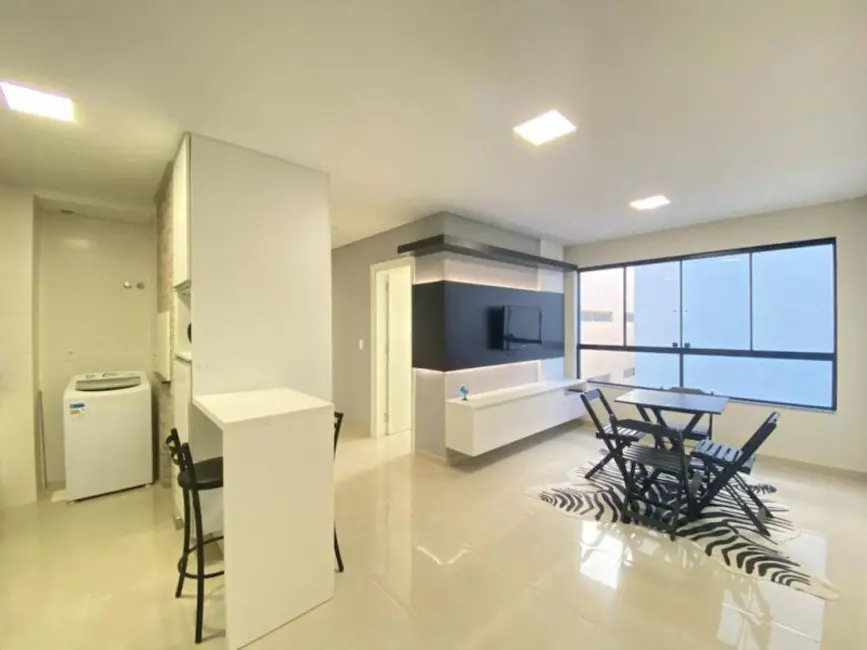 Apartamento com 2 quartos à venda, 68m2 em Centro, Tramandai - RS - imagem 2 Foto 2 de Apartamento com 2 quartos à venda, 68m2 em Centro, Tramandai - RS