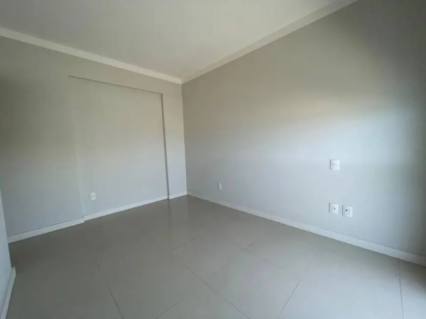 Apartamento com 2 quartos à venda, 119m2 em Centro, Tramandai - RS - imagem 6 Foto 6 de Apartamento com 2 quartos à venda, 119m2 em Centro, Tramandai - RS