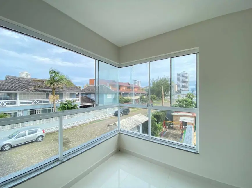 Apartamento com 2 quartos à venda, 76m2 em Centro, Tramandai - RS - imagem 3 Foto 3 de Apartamento com 2 quartos à venda, 76m2 em Centro, Tramandai - RS