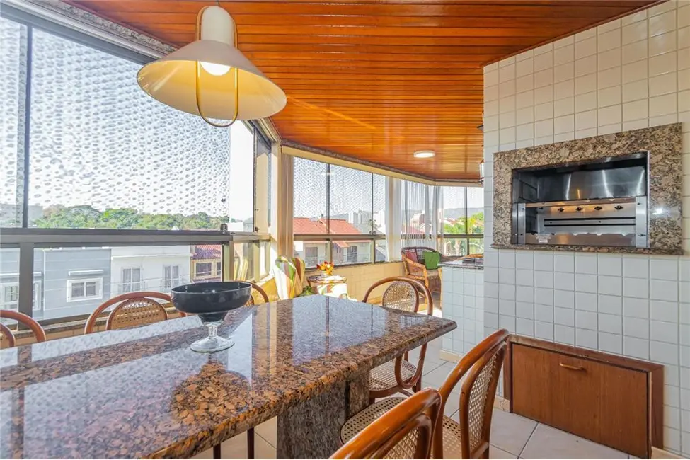 Foto 1 de Apartamento com 3 quartos à venda, 150m2 em Porto Alegre - RS